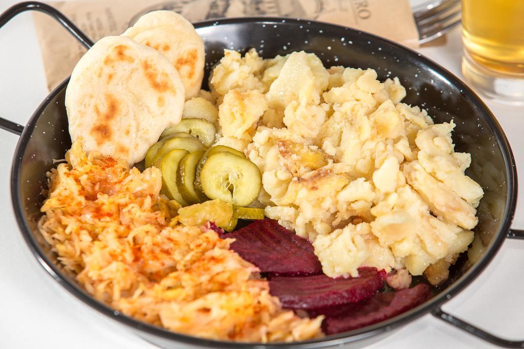 Artmotel & Bistro Хацег Экстерьер фото